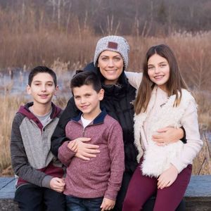 Meet your Posher, Angela